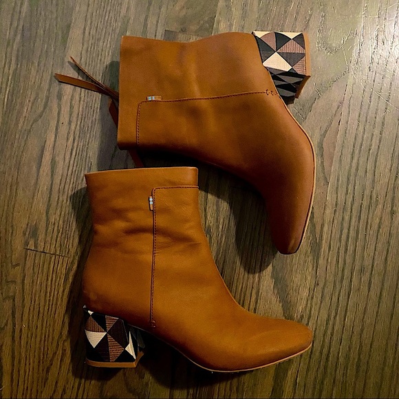 Toms Shoes - Toms Tan Booties with Geometric Heels